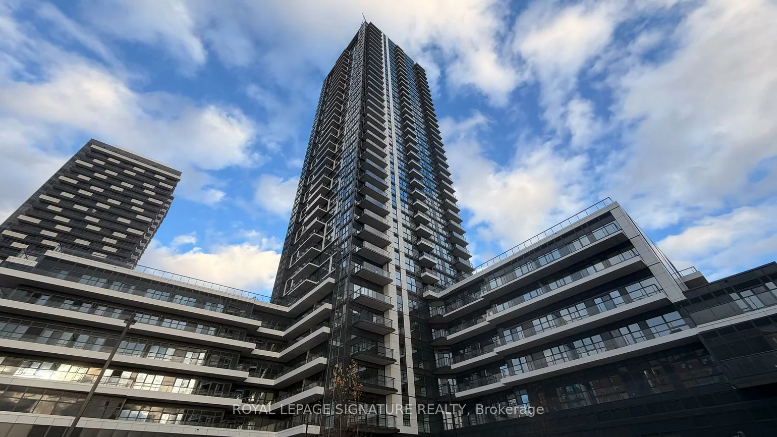 15, Watergarden, Hurontario, Mississauga
