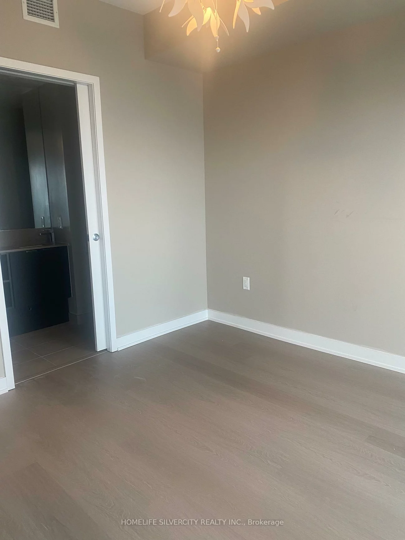 3883, Quartz, City Centre, Mississauga