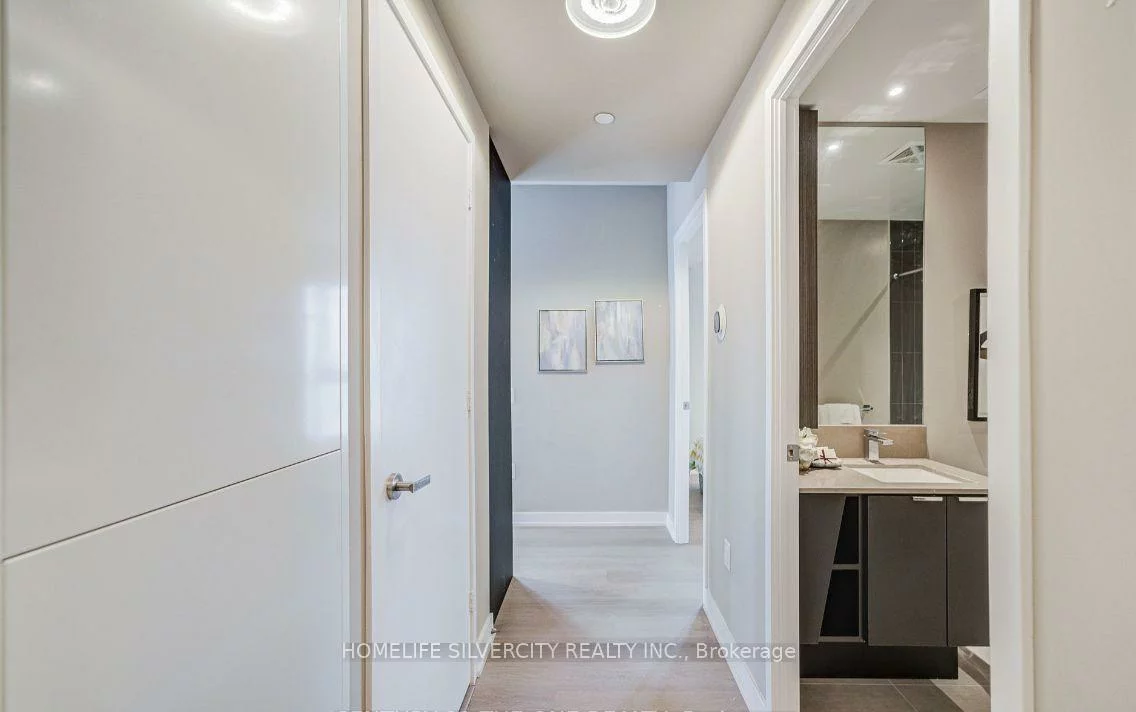 3883, Quartz, City Centre, Mississauga