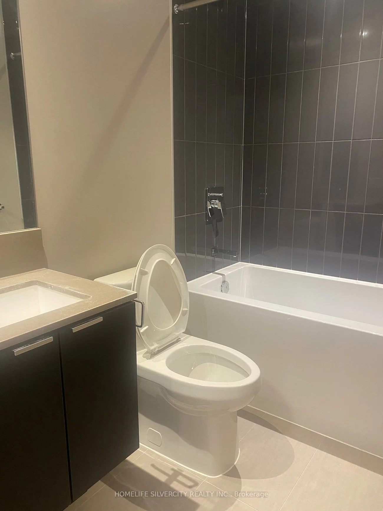 3883, Quartz, City Centre, Mississauga