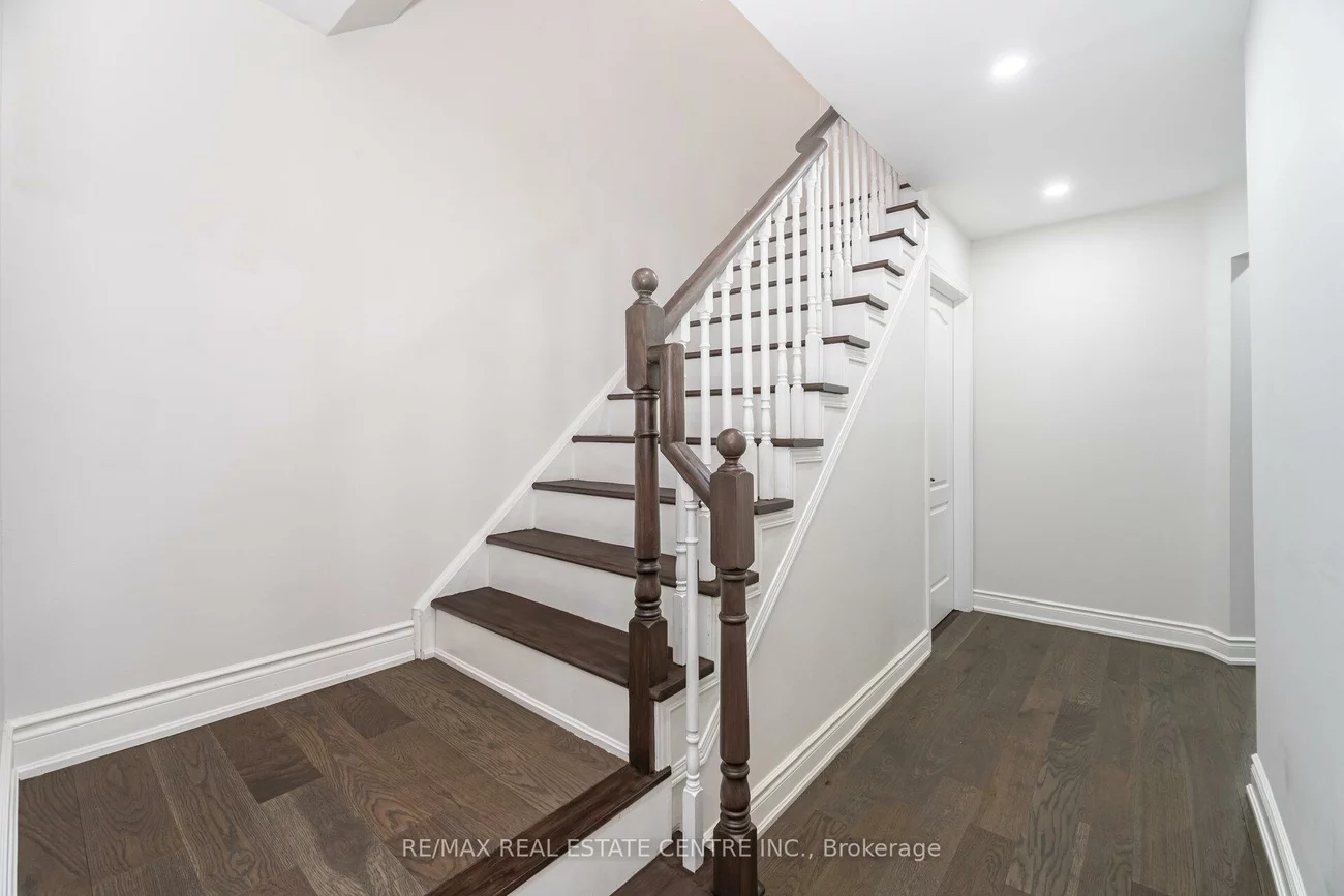 5255, Guildwood, Hurontario, Mississauga