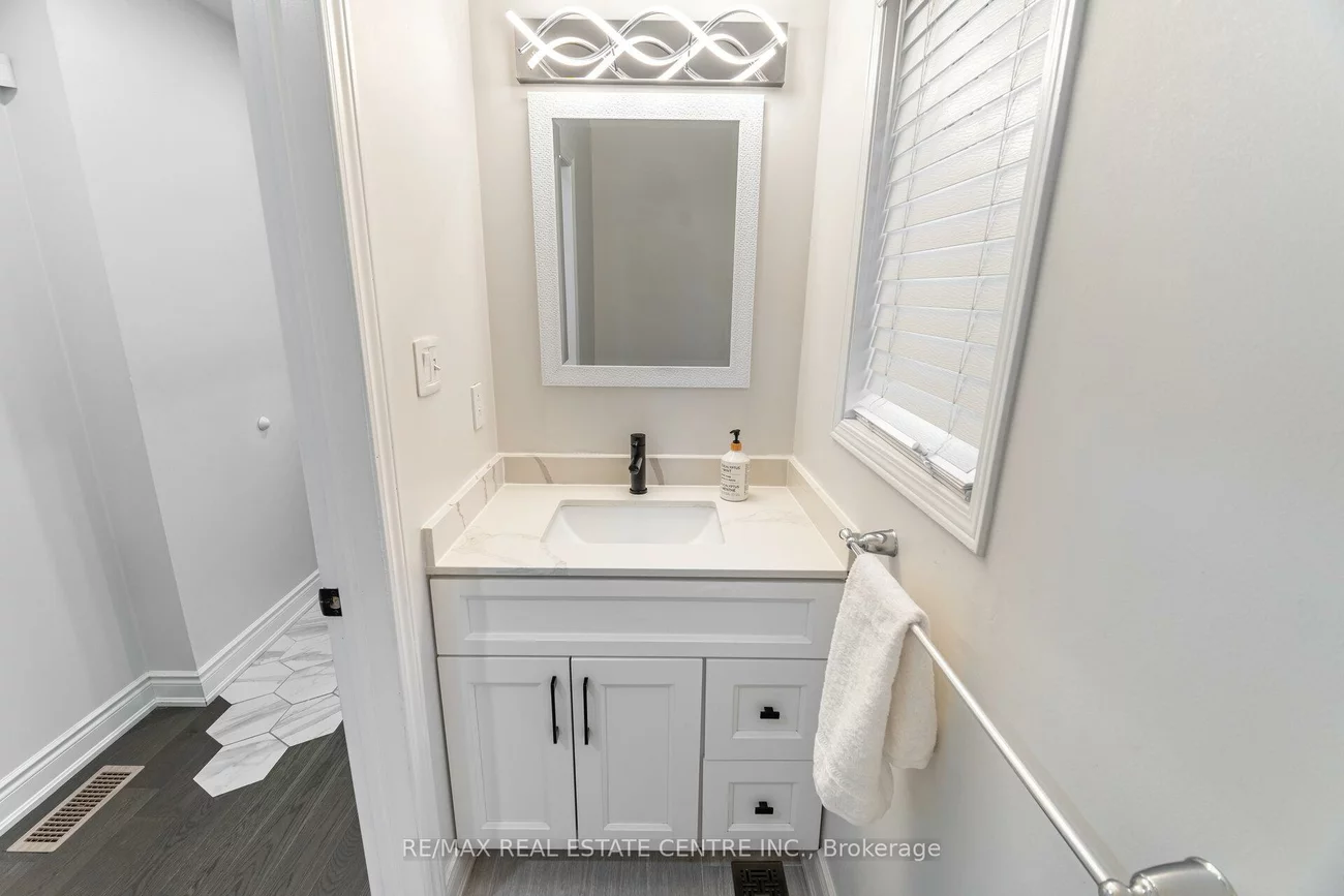 5255, Guildwood, Hurontario, Mississauga