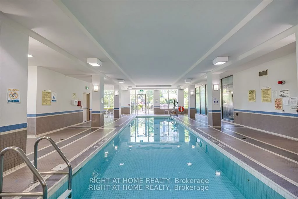 3504, Hurontario, Fairview, Mississauga