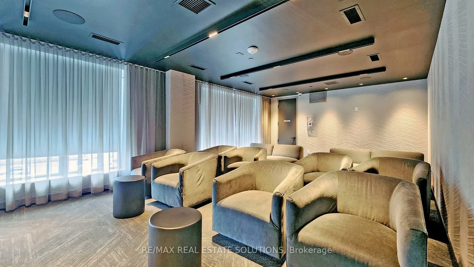 4655, Metcalfe, Central Erin Mills, Mississauga