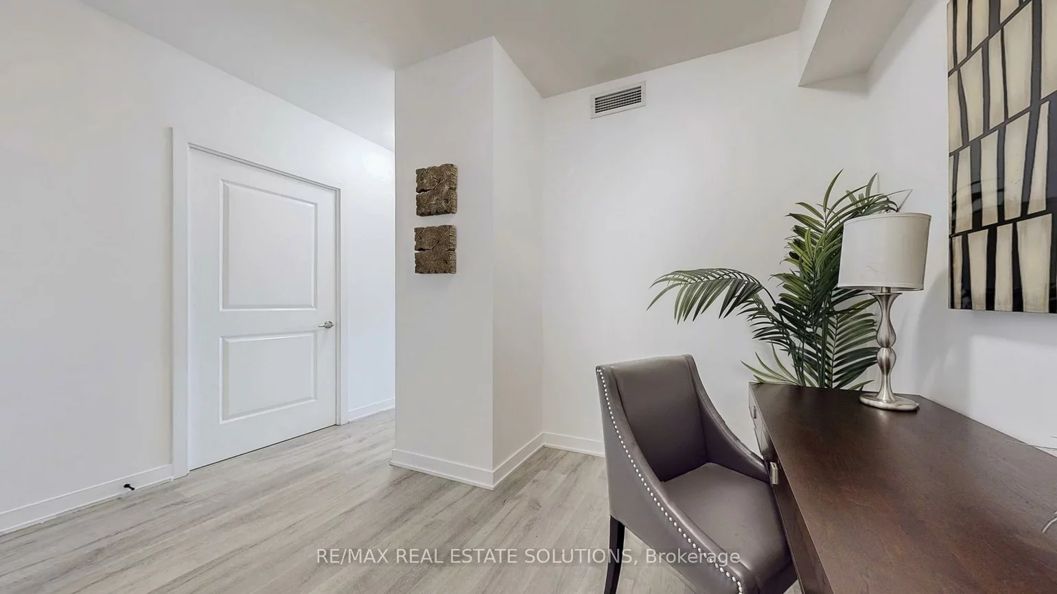 4655, Metcalfe, Central Erin Mills, Mississauga