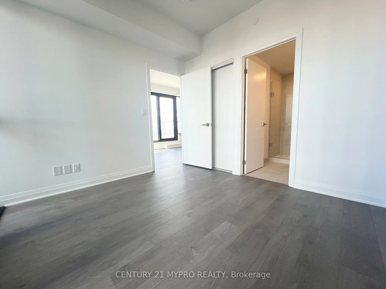 4015, The Exchange, City Centre, Mississauga