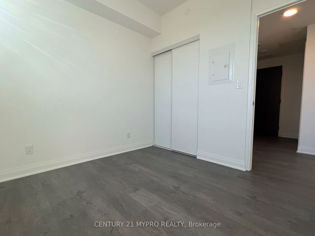 4015, The Exchange, City Centre, Mississauga