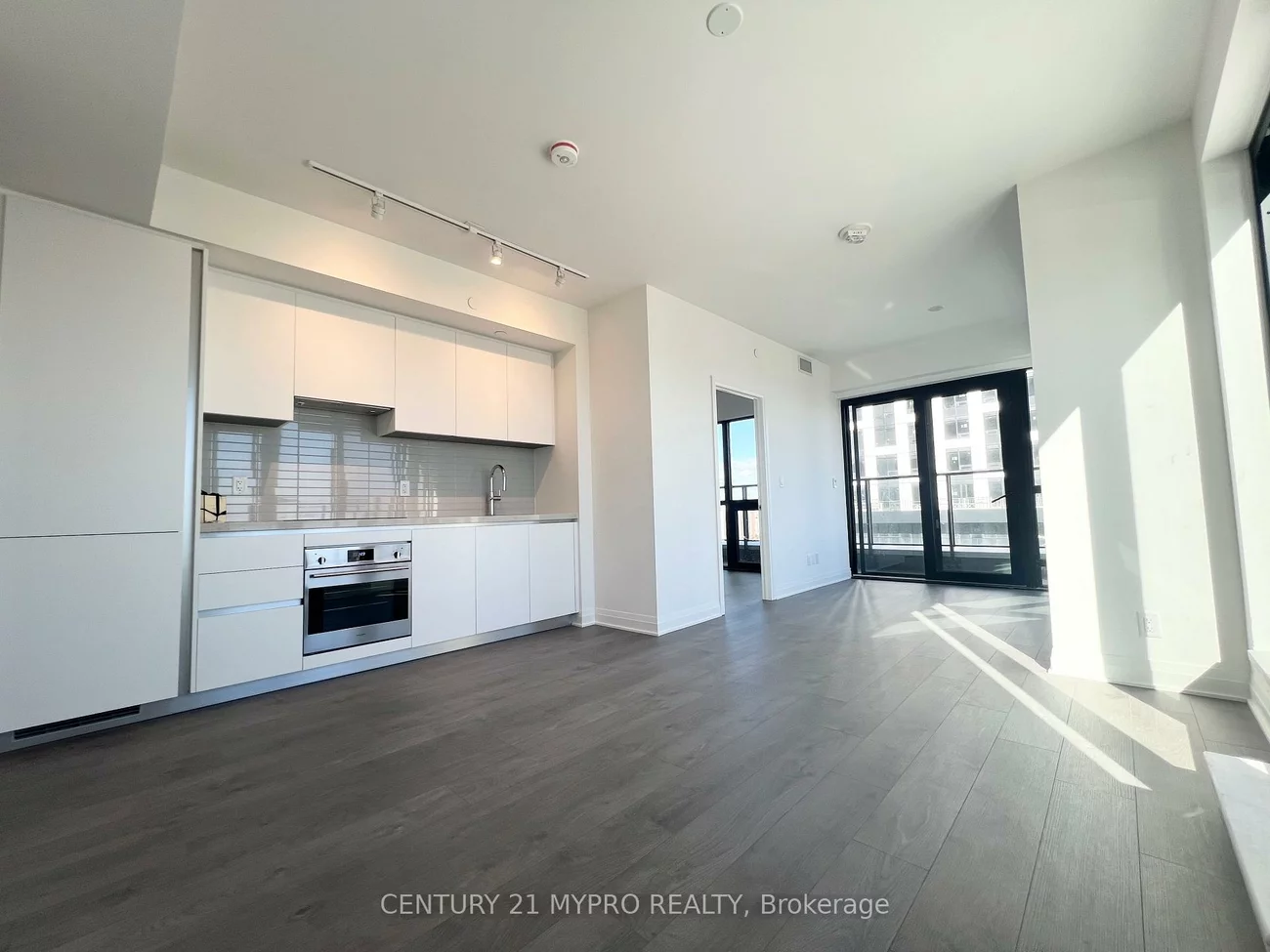 4015, The Exchange, City Centre, Mississauga