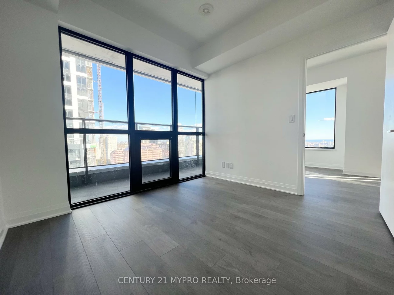 4015, The Exchange, City Centre, Mississauga