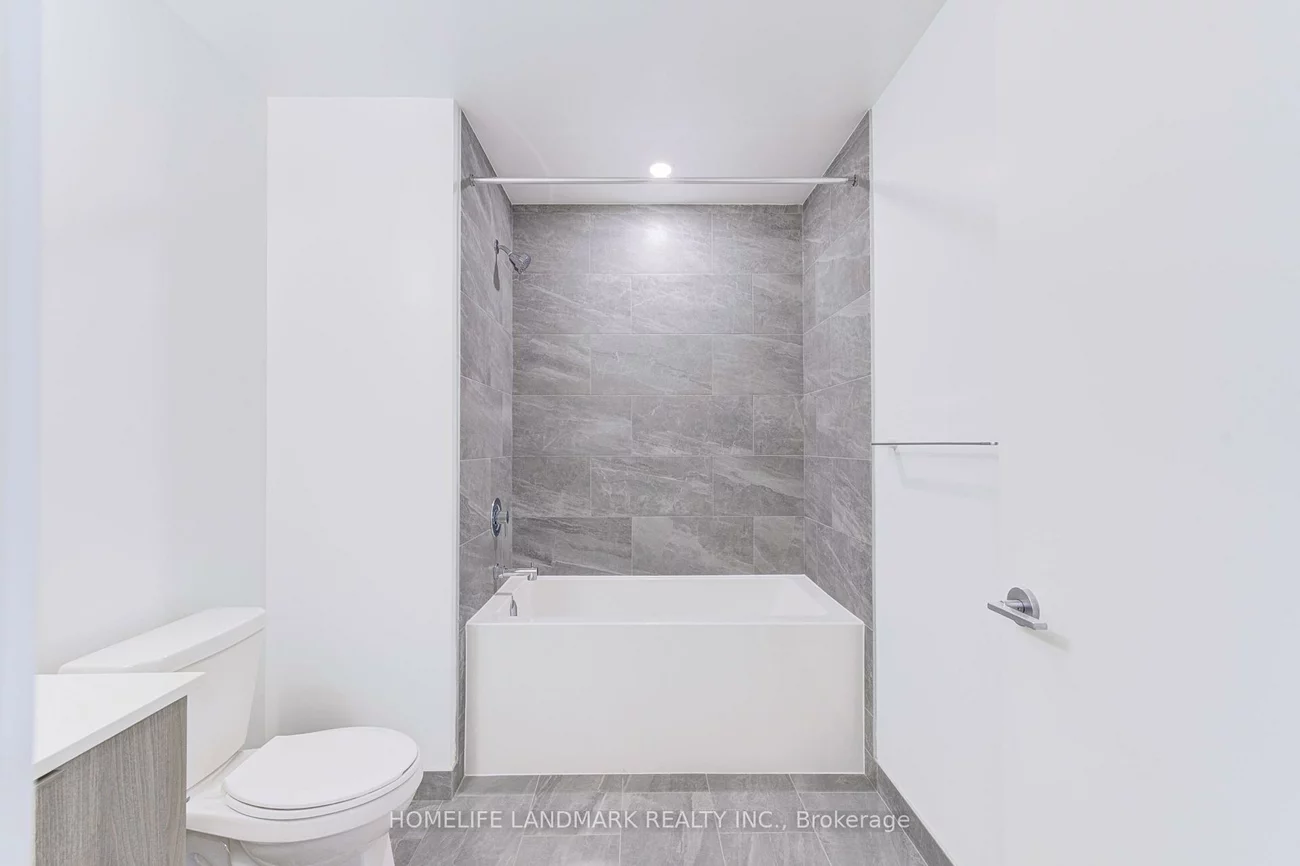 395, Square One, City Centre, Mississauga