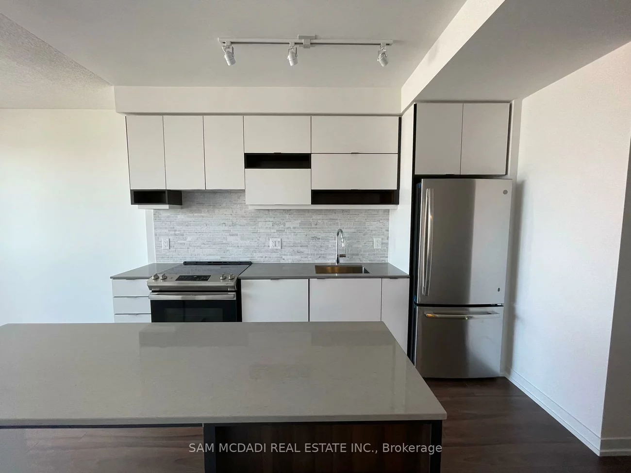 4065, Confederation, City Centre, Mississauga