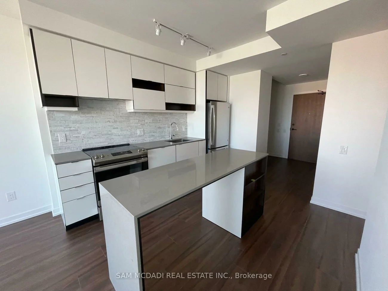 4065, Confederation, City Centre, Mississauga