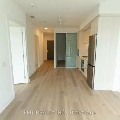 86, Dundas, Cooksville, Mississauga