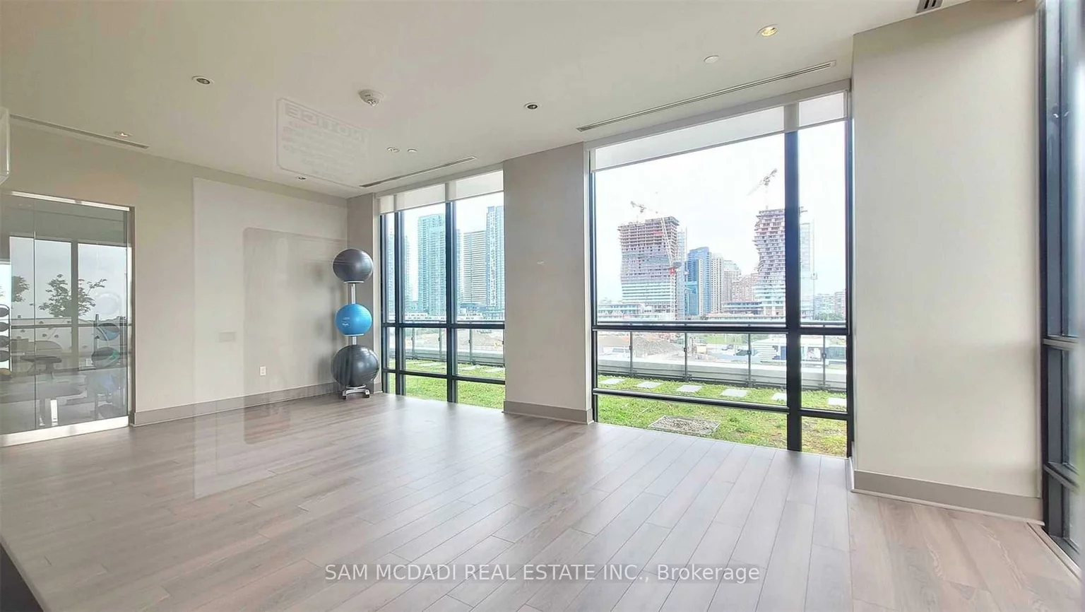 3975, Grand Park, City Centre, Mississauga