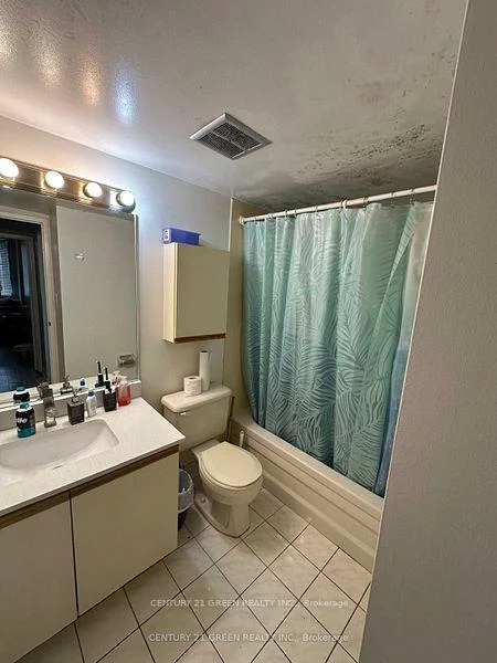 2556, Argyle, Cooksville, Mississauga