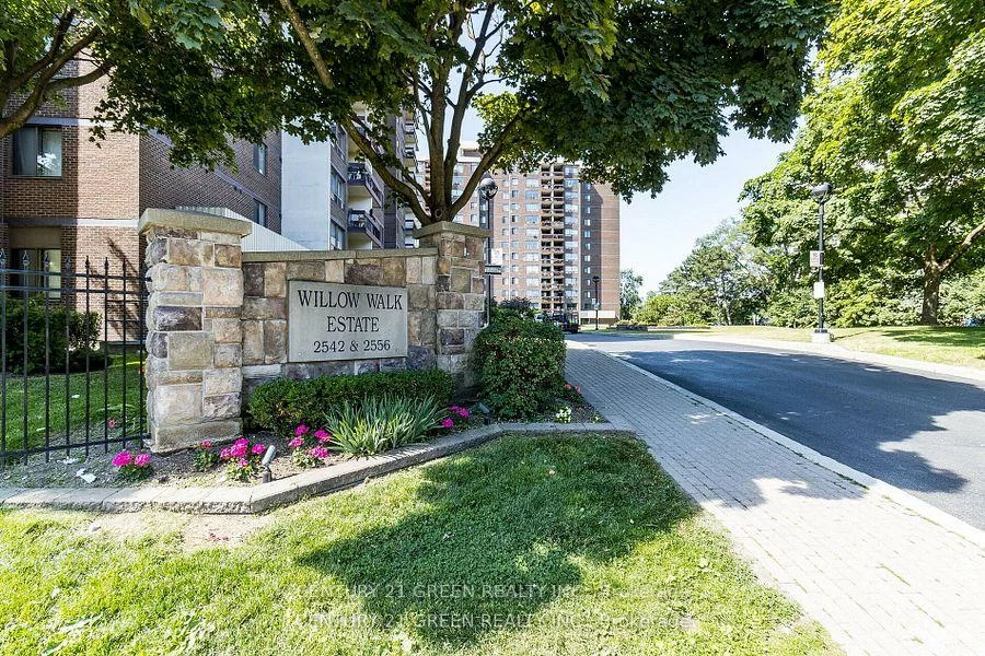 2556, Argyle, Cooksville, Mississauga