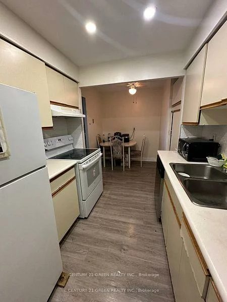 2556, Argyle, Cooksville, Mississauga