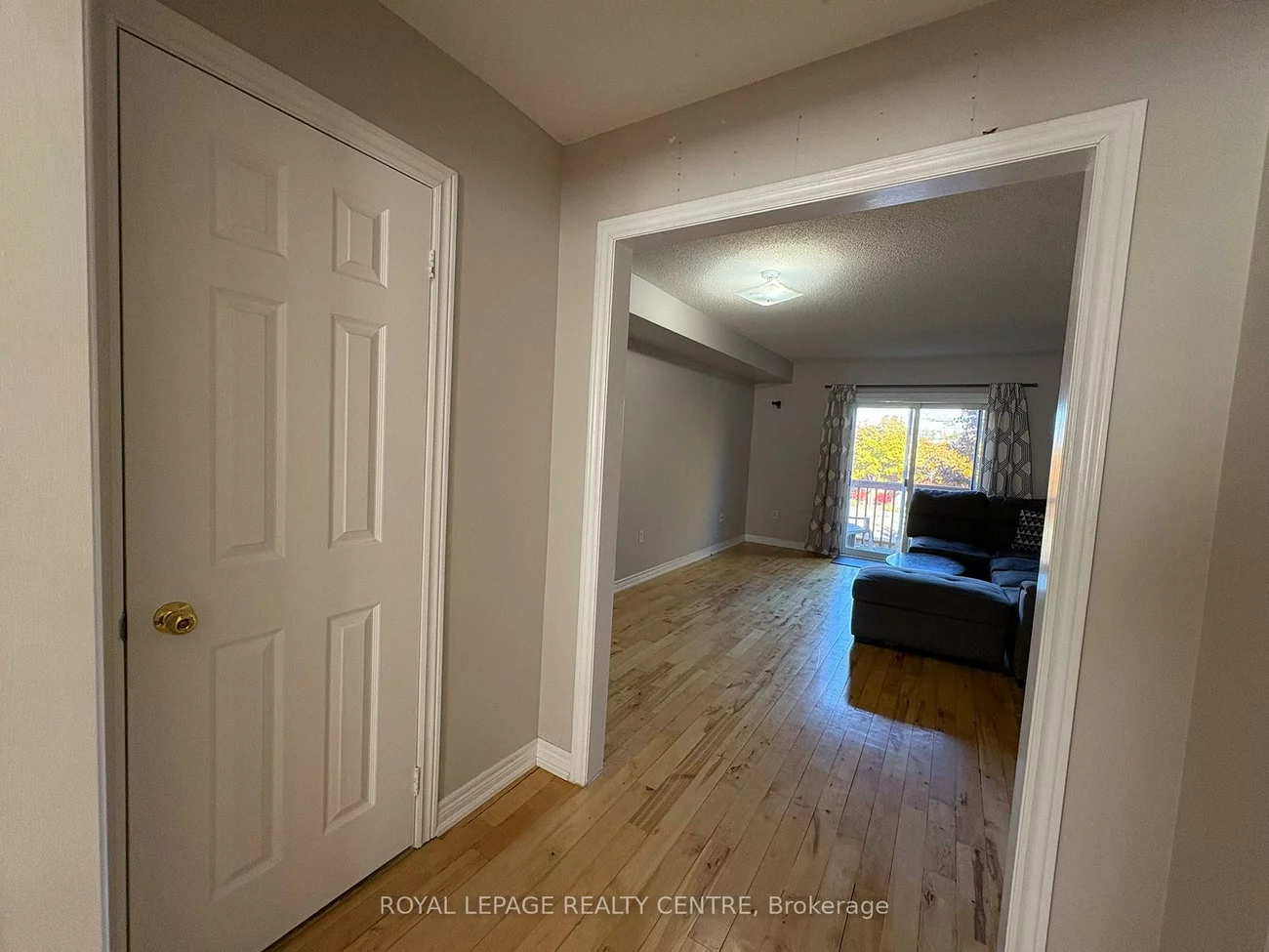 1128, Dundas, Erindale, Mississauga