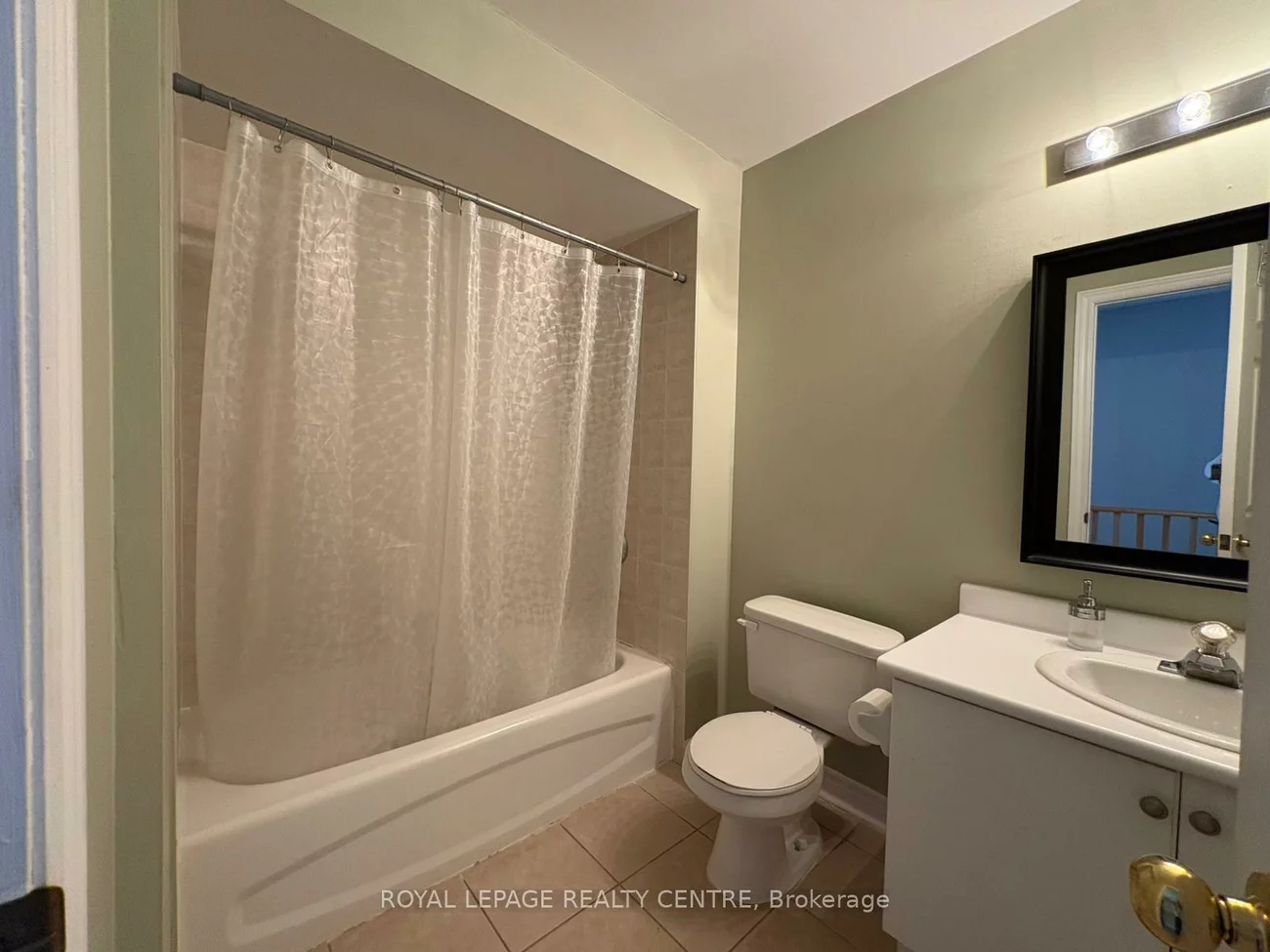 1128, Dundas, Erindale, Mississauga