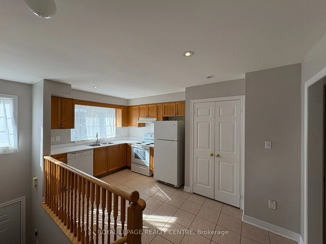 1128, Dundas, Erindale, Mississauga