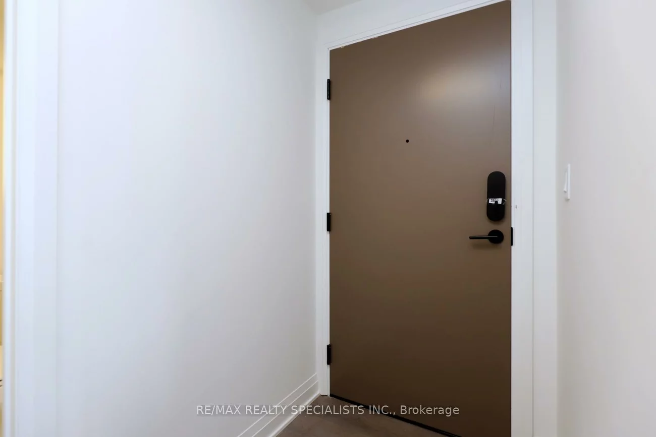 4015, The Exchange ||, City Centre, Mississauga