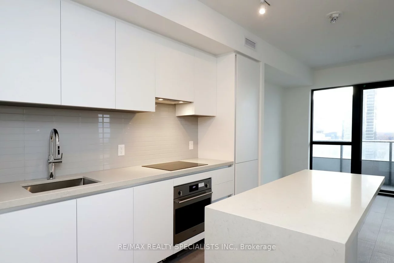 4015, The Exchange ||, City Centre, Mississauga