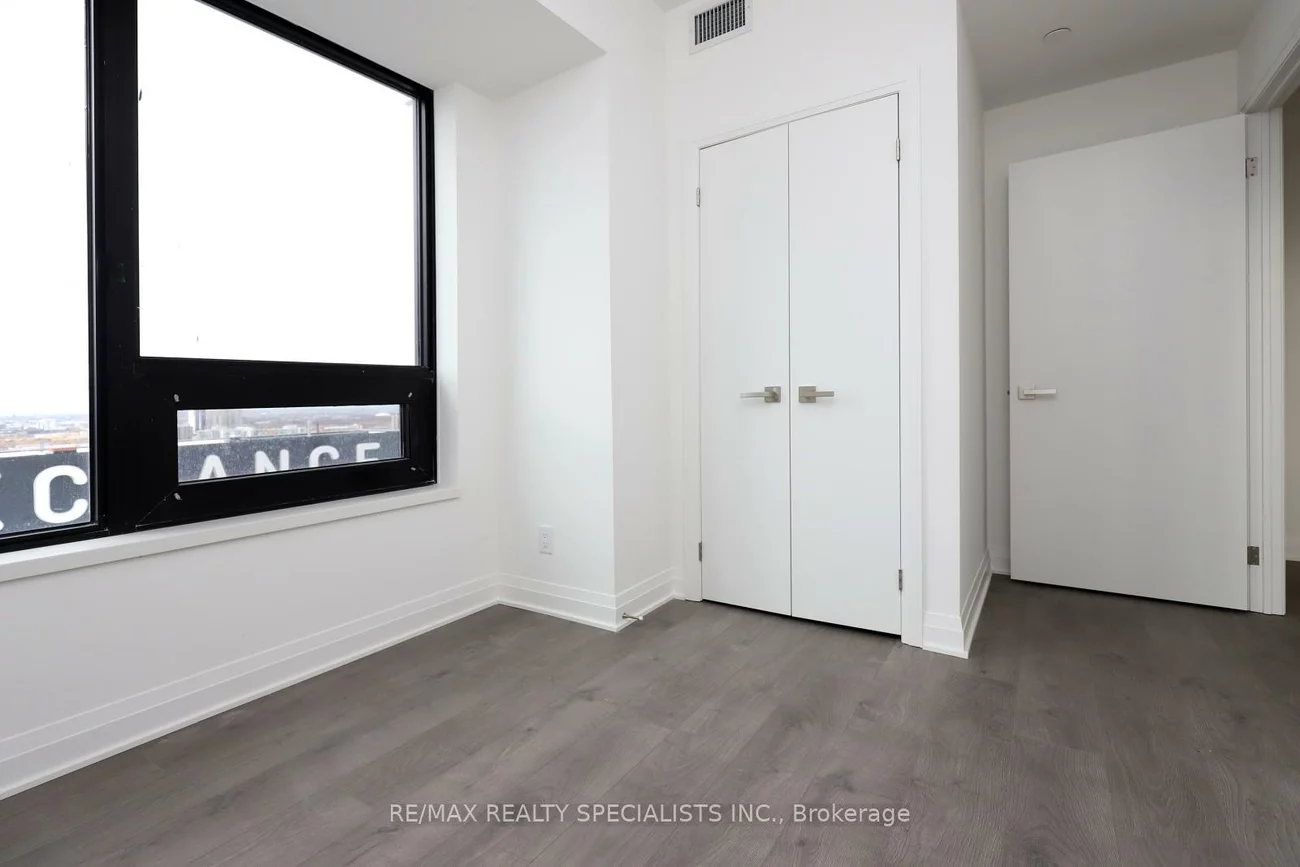 4015, The Exchange ||, City Centre, Mississauga