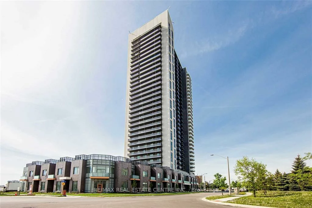 8, Nahani, Hurontario, Mississauga