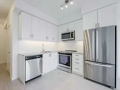8, Nahani, Hurontario, Mississauga