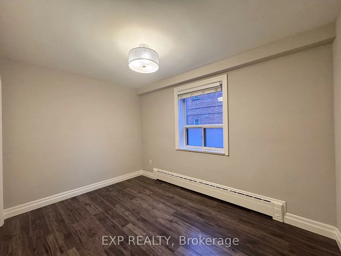 25, Paisley, Cooksville, Mississauga