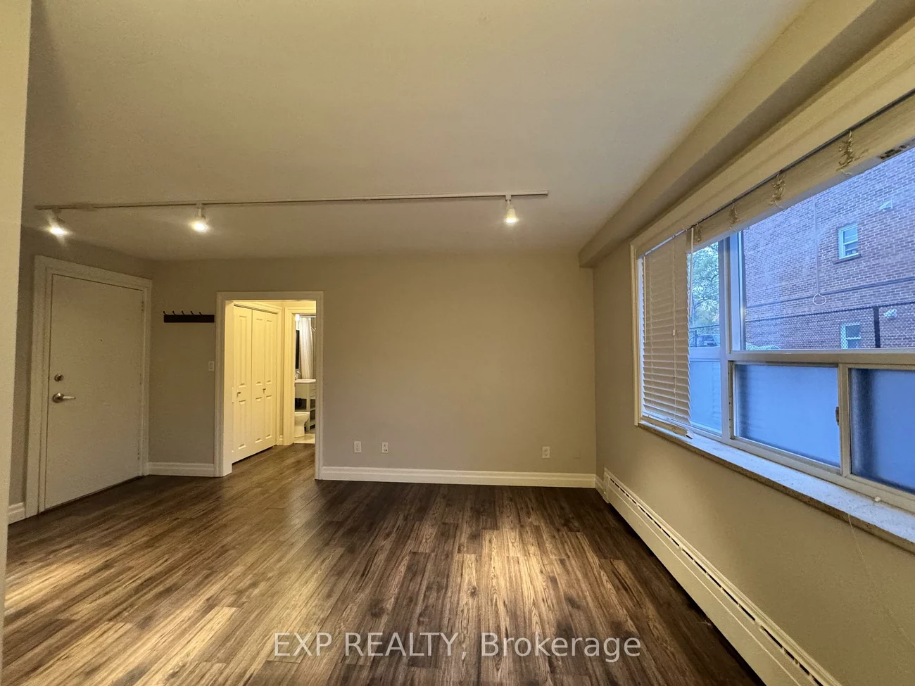 25, Paisley, Cooksville, Mississauga