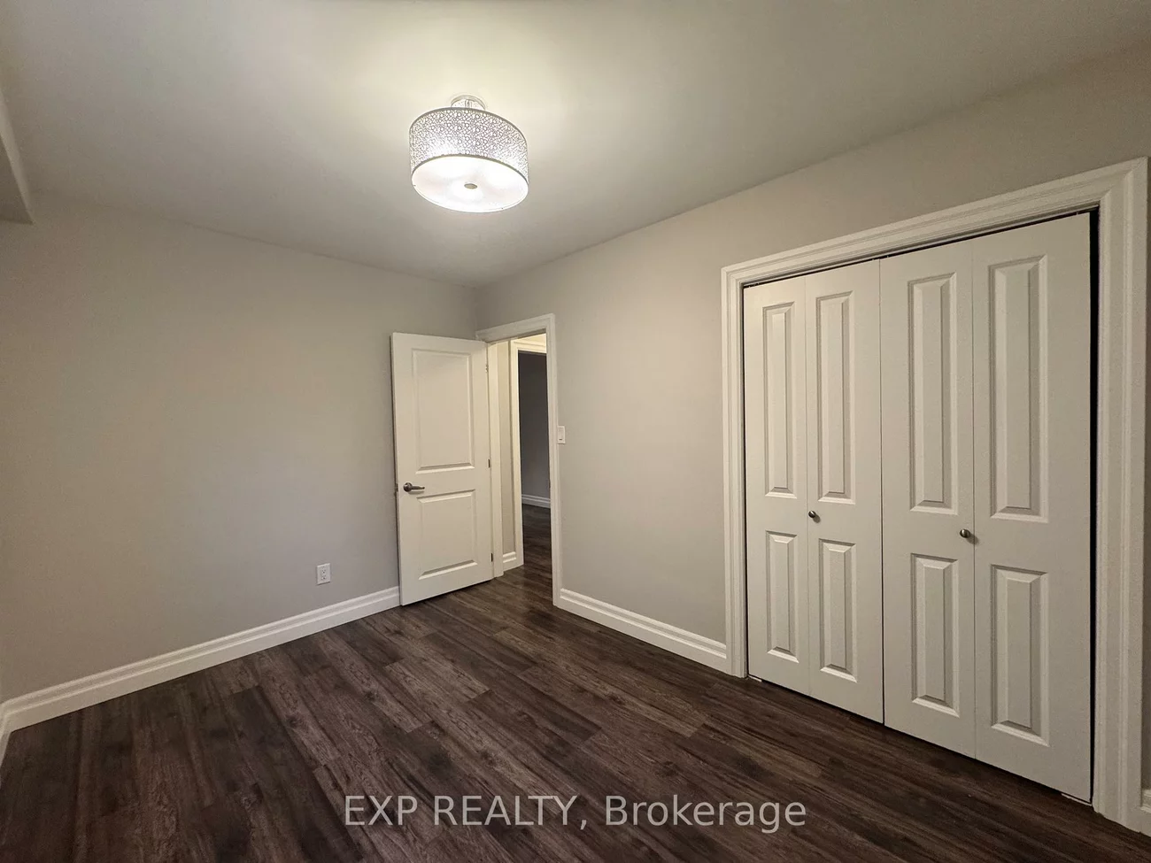 25, Paisley, Cooksville, Mississauga