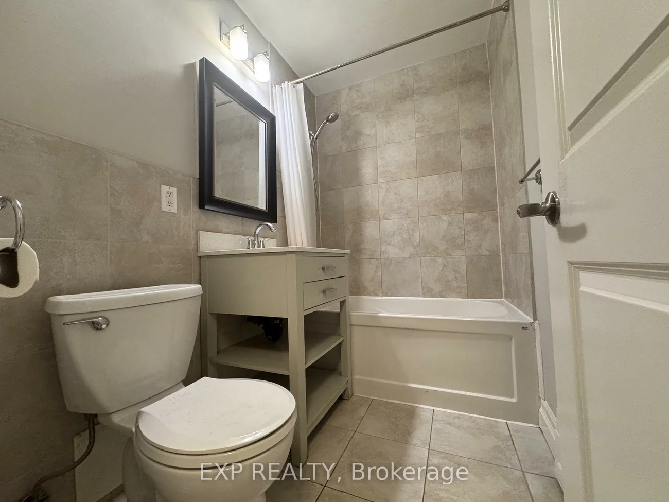 25, Paisley, Cooksville, Mississauga