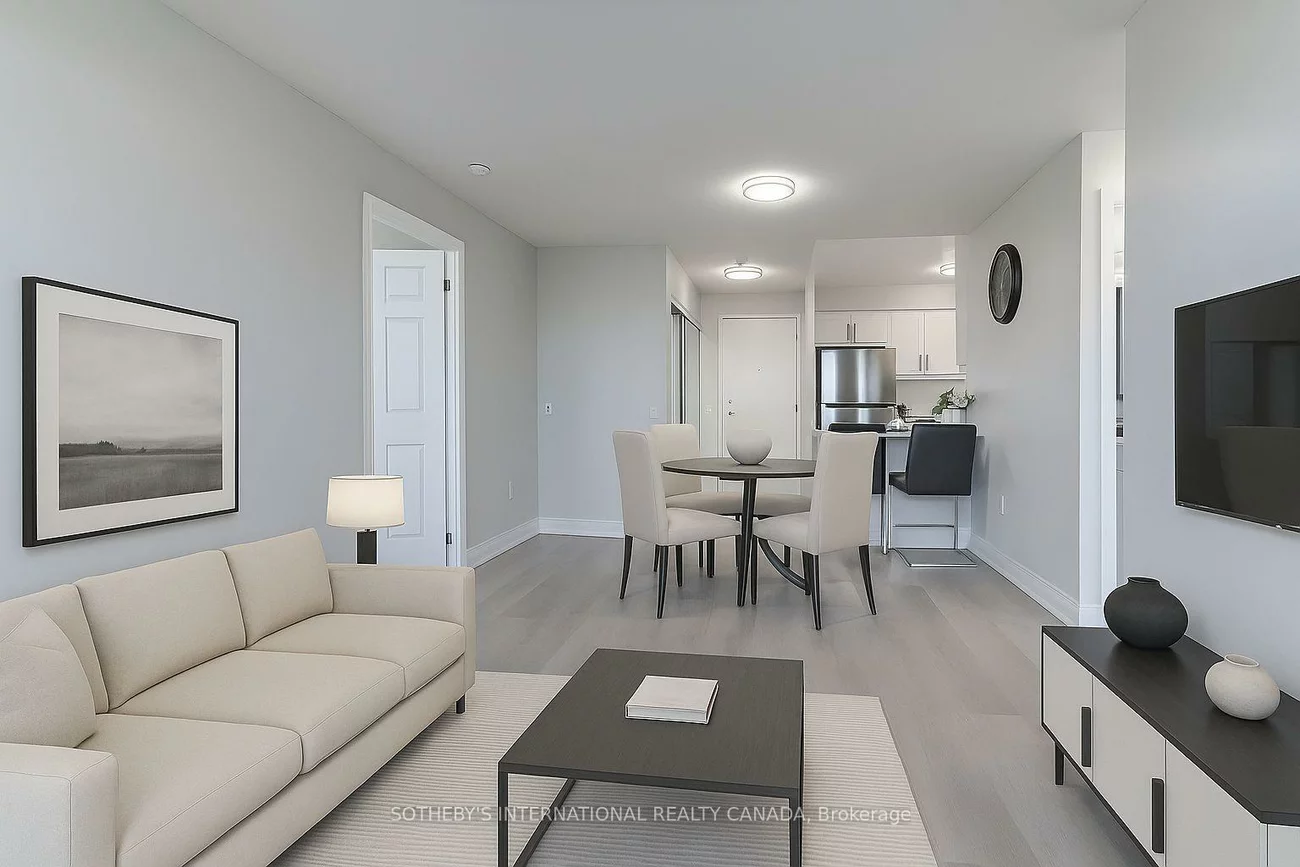 55, Strathaven, Hurontario, Mississauga