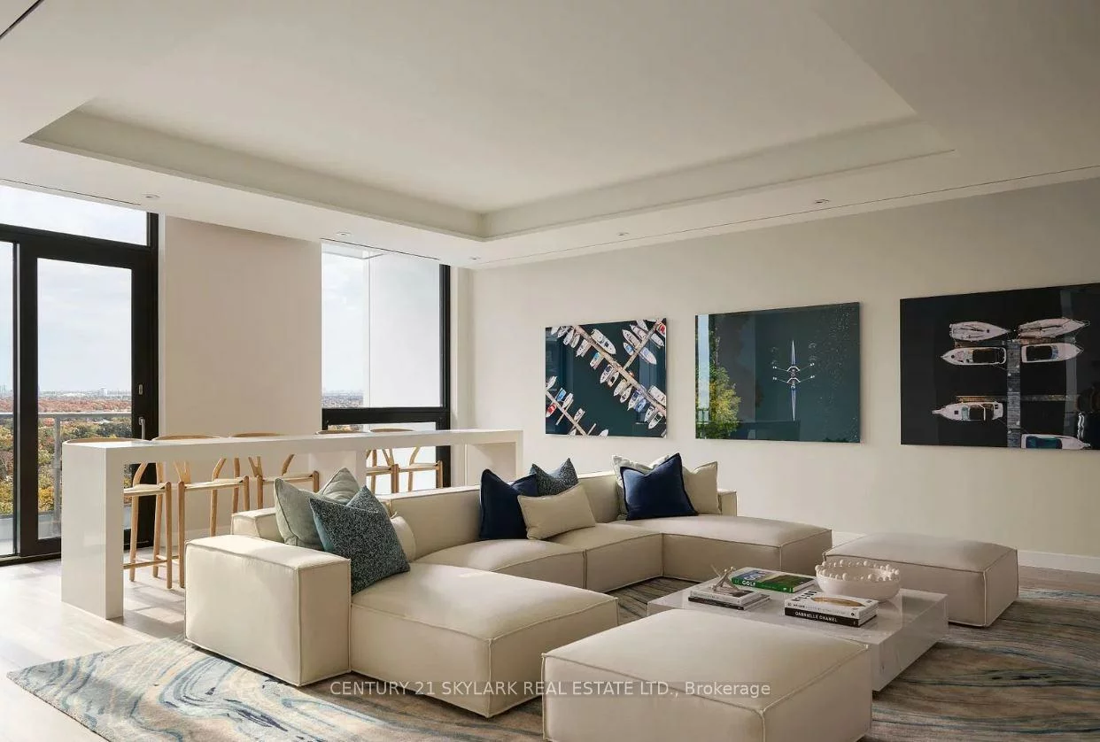 28, Ann, Port Credit, Mississauga