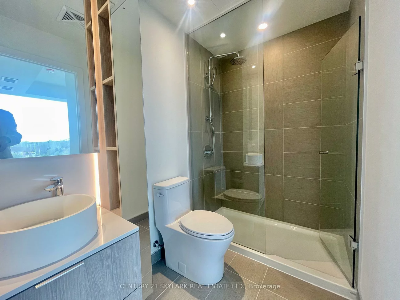 28, Ann, Port Credit, Mississauga