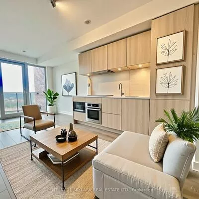 28, Ann, Port Credit, Mississauga