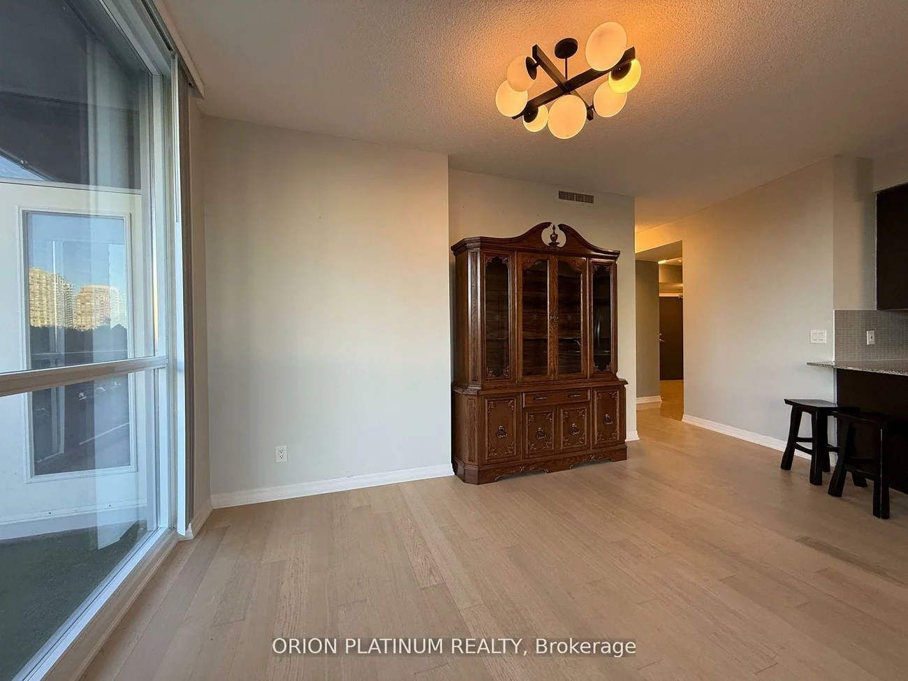 223, Webb, City Centre, Mississauga