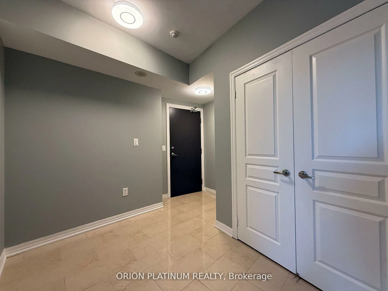 223, Webb, City Centre, Mississauga