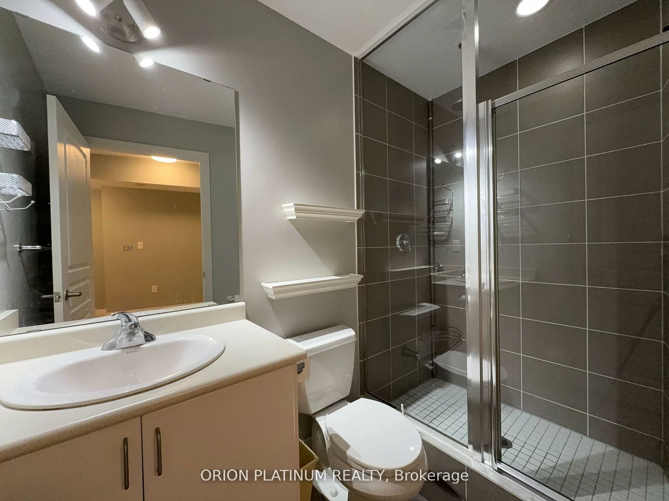 223, Webb, City Centre, Mississauga