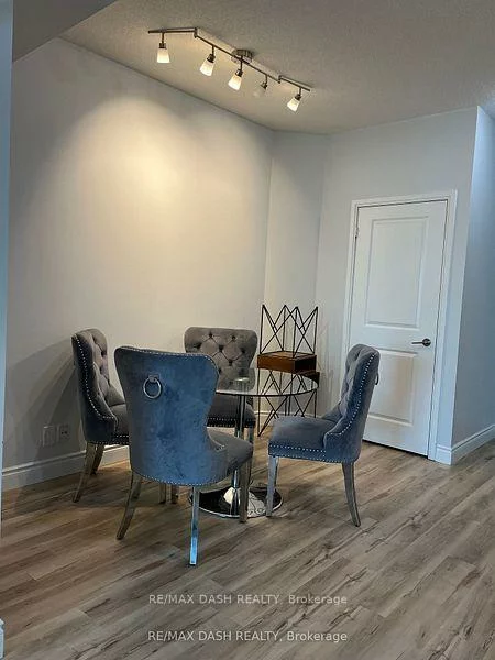 80, Absolute, City Centre, Mississauga