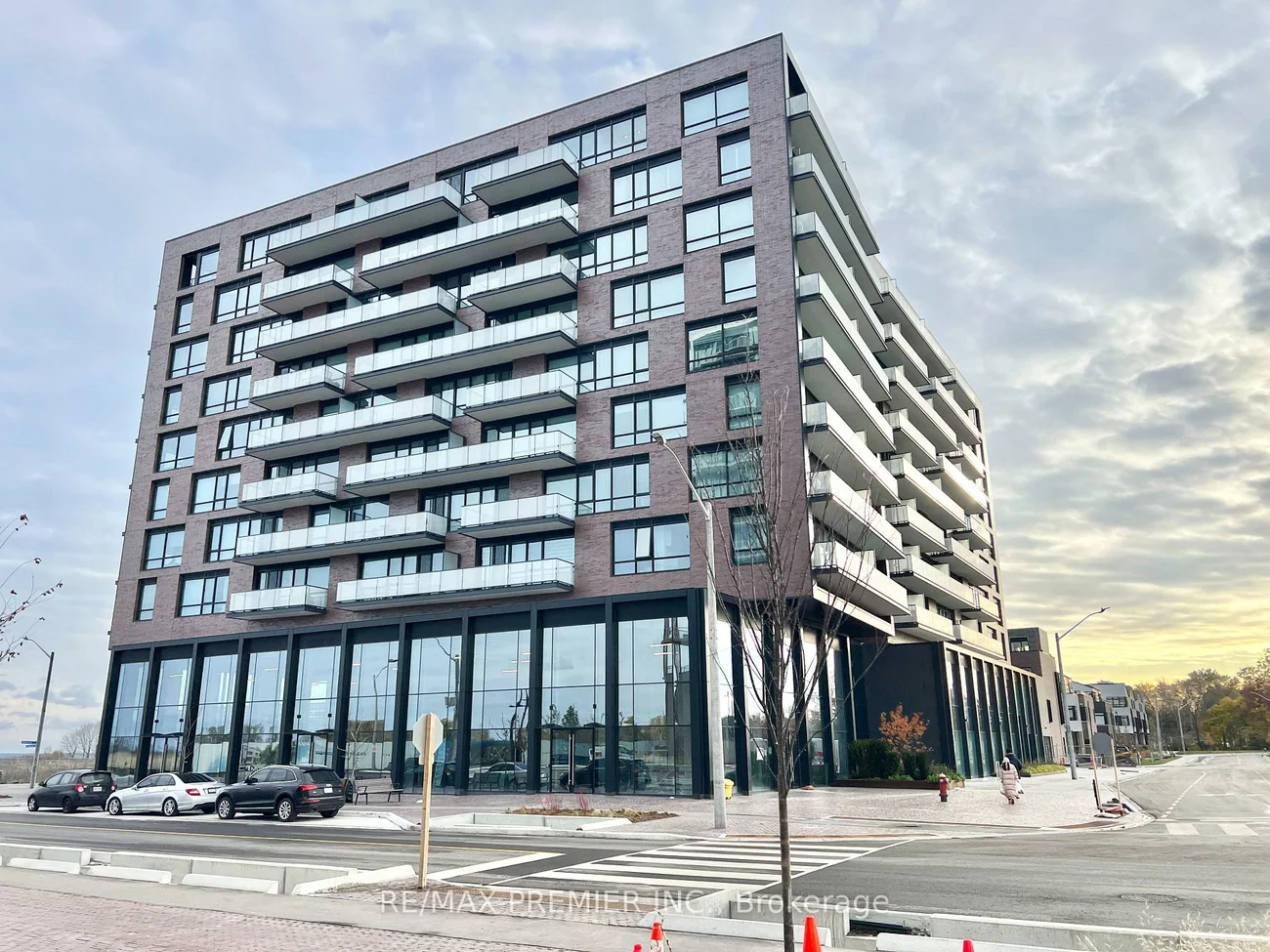 251, Masonry, Port Credit, Mississauga