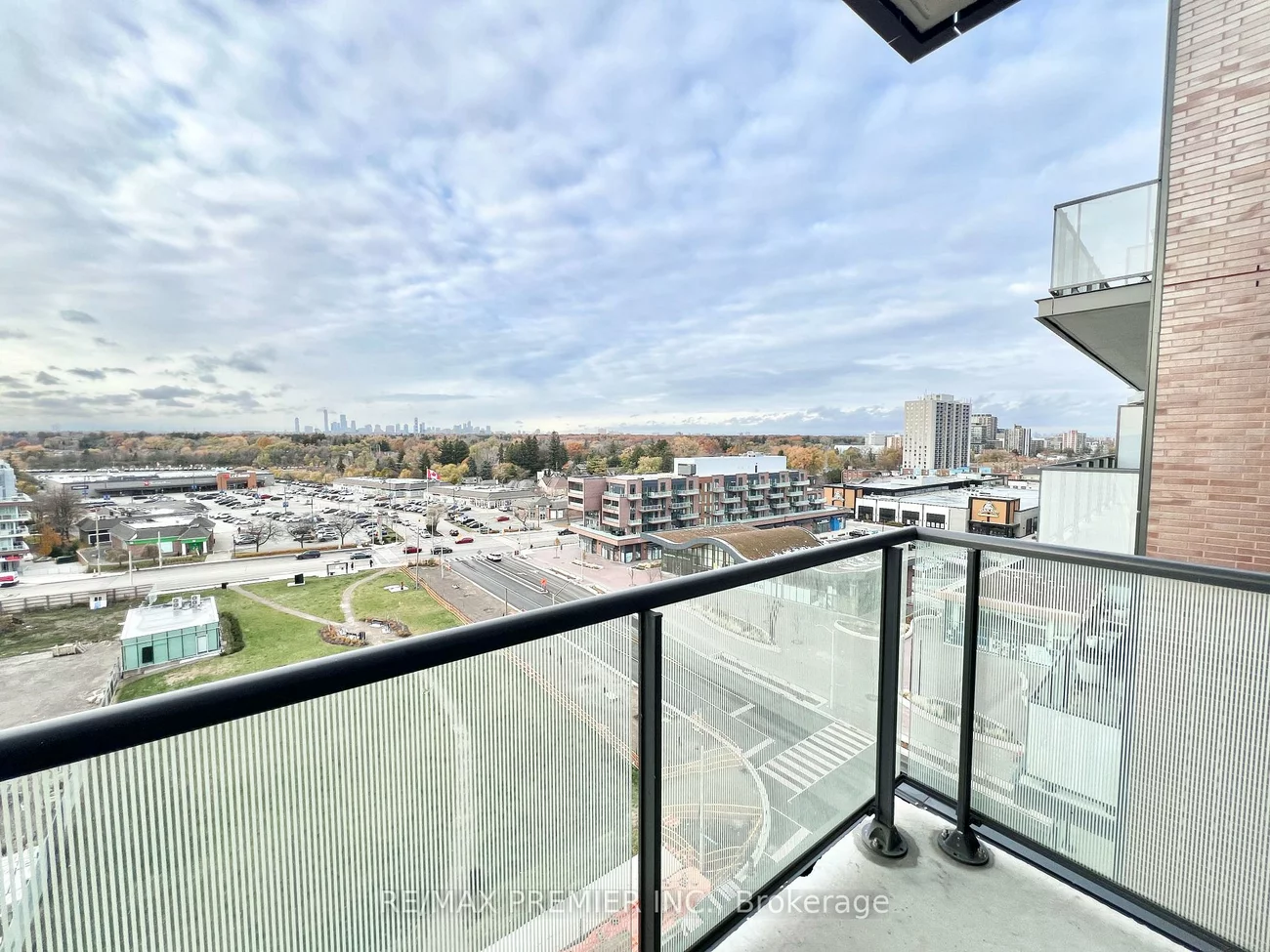 251, Masonry, Port Credit, Mississauga