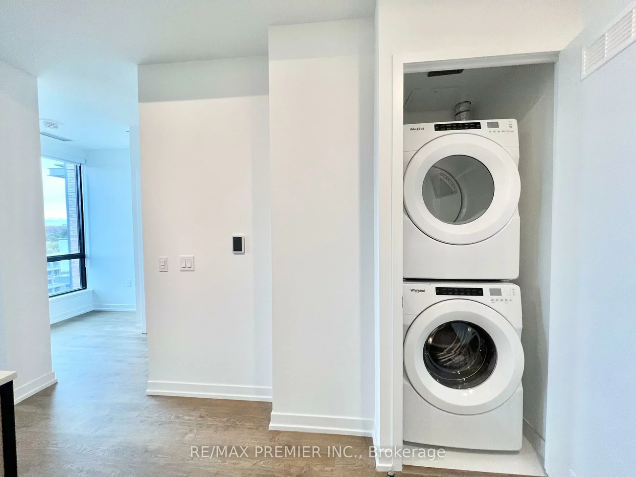 251, Masonry, Port Credit, Mississauga