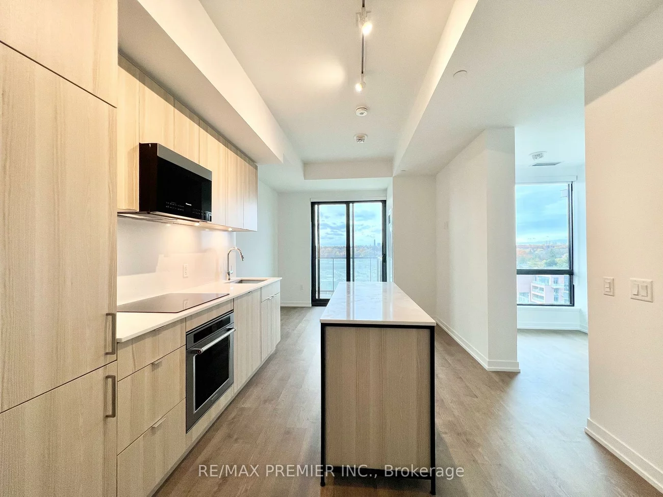 251, Masonry, Port Credit, Mississauga