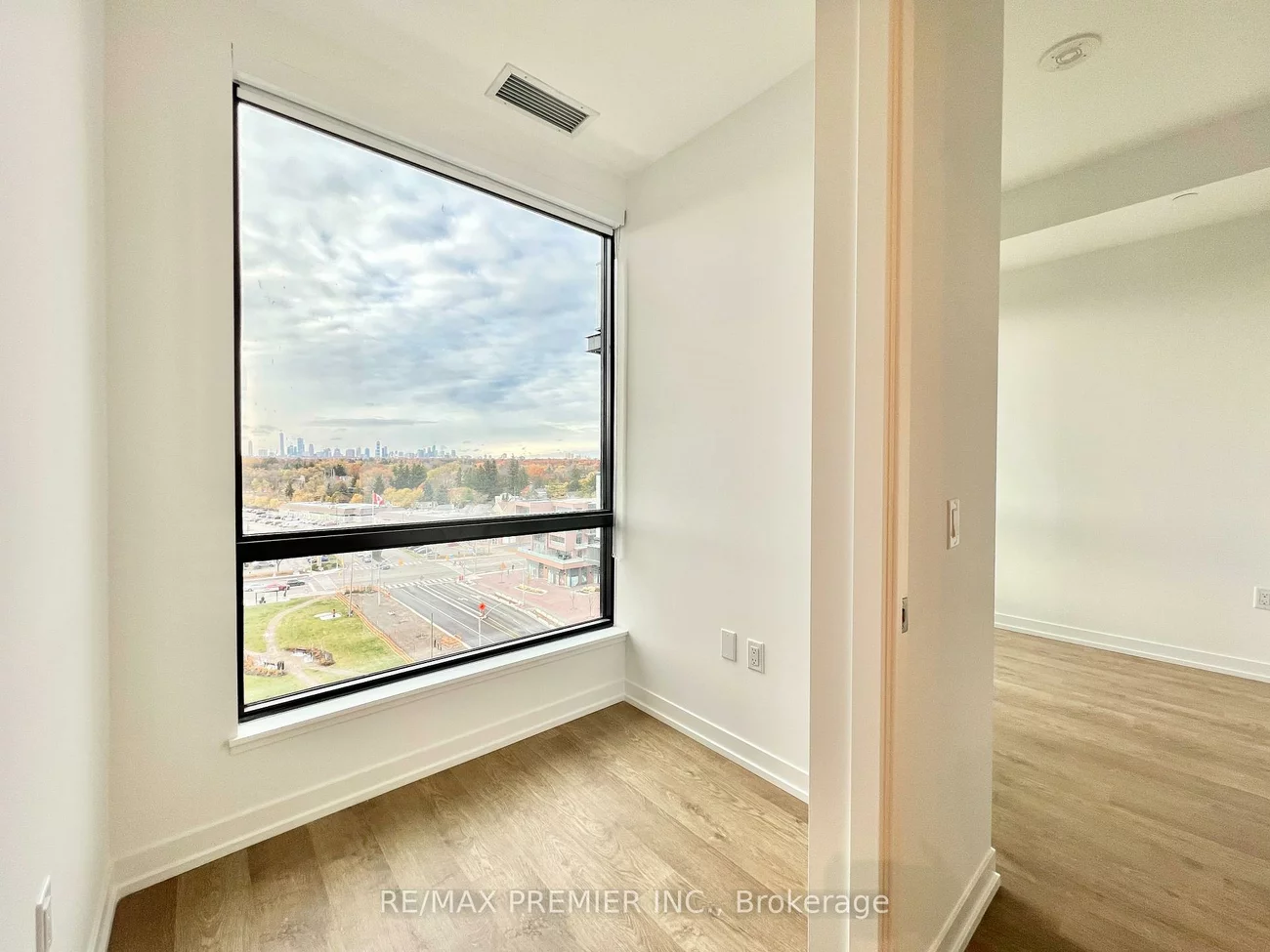 251, Masonry, Port Credit, Mississauga