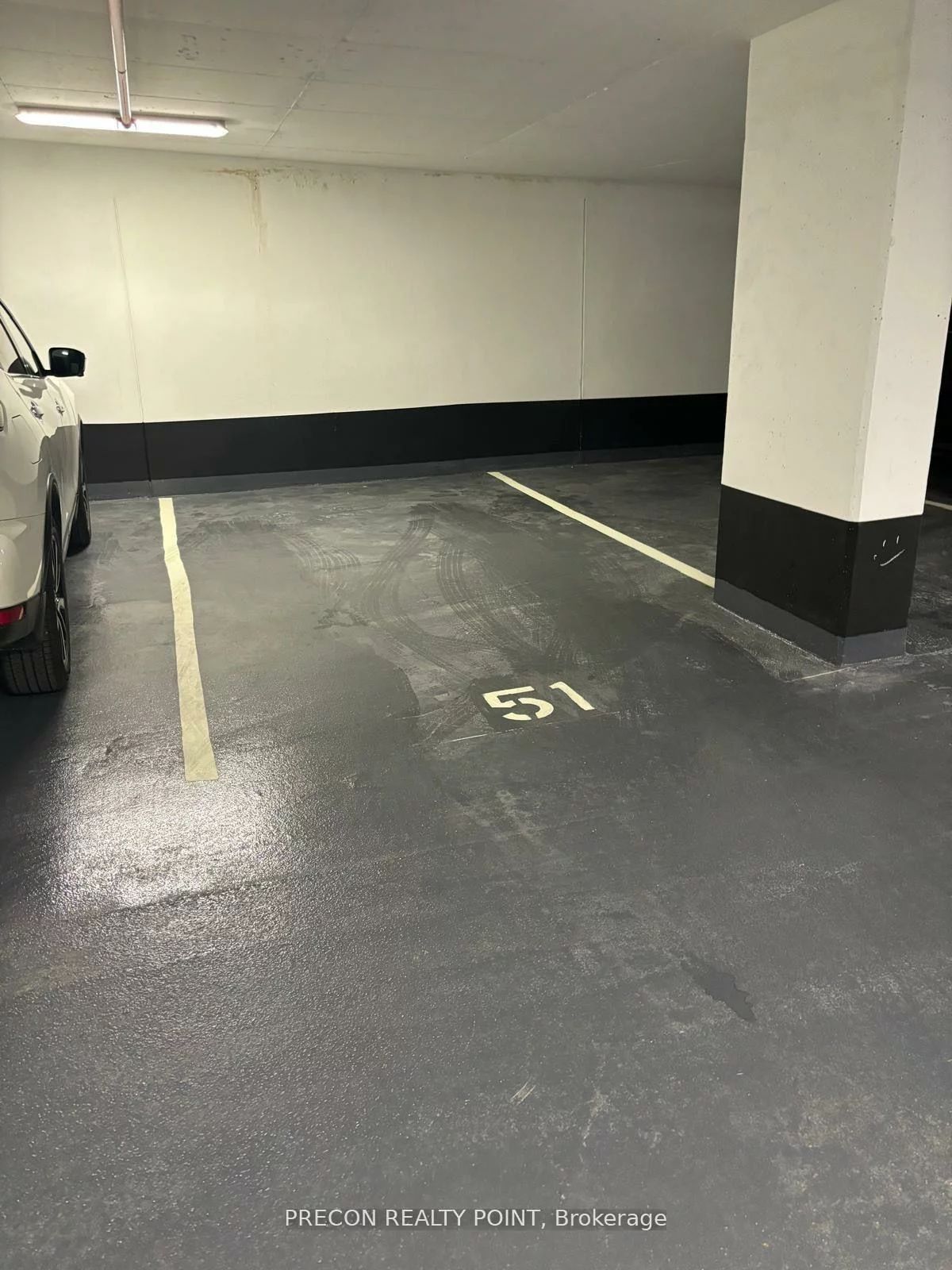 86, Dundas, Cooksville, Mississauga