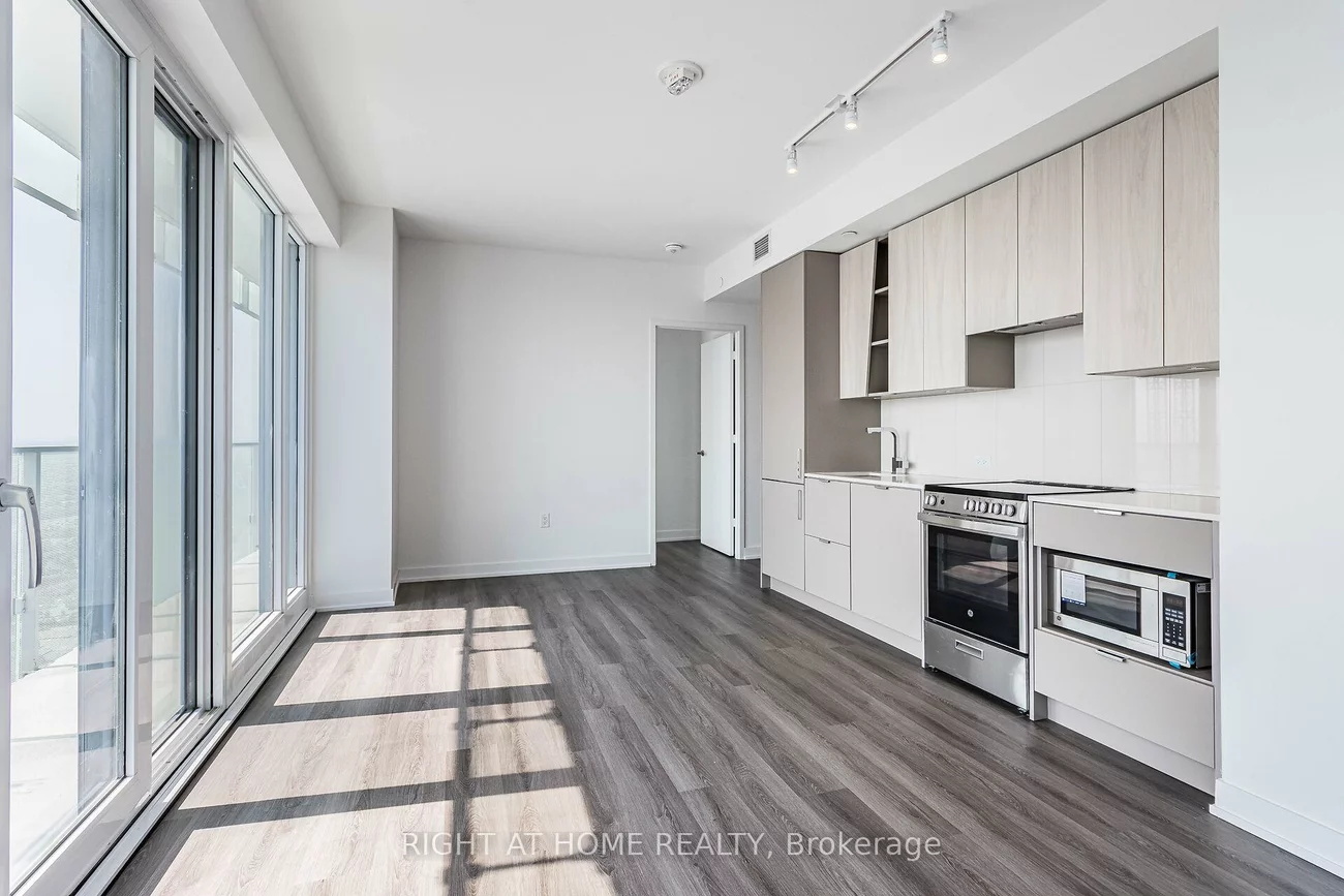 3883, Quartz, City Centre, Mississauga