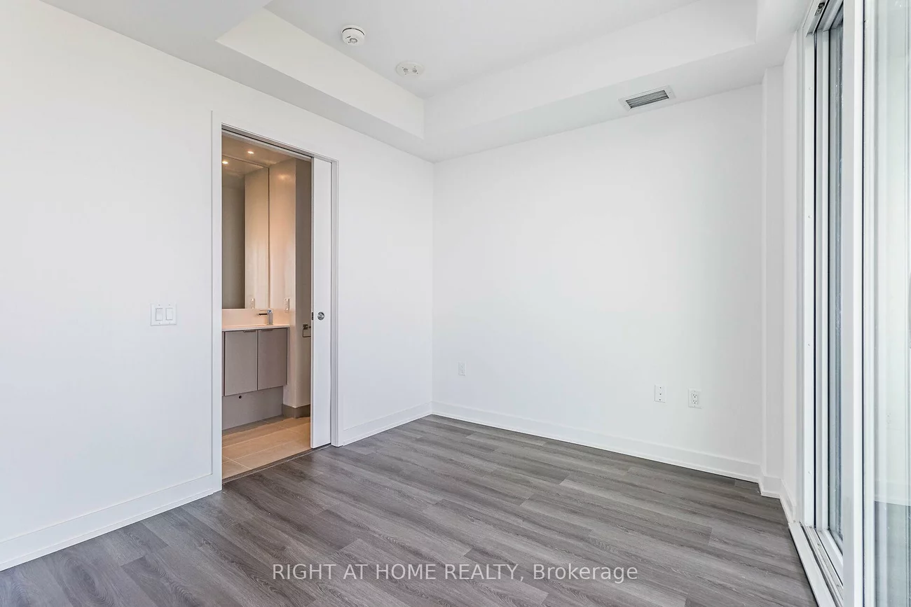 3883, Quartz, City Centre, Mississauga