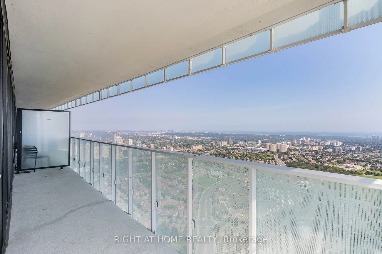 3883, Quartz, City Centre, Mississauga